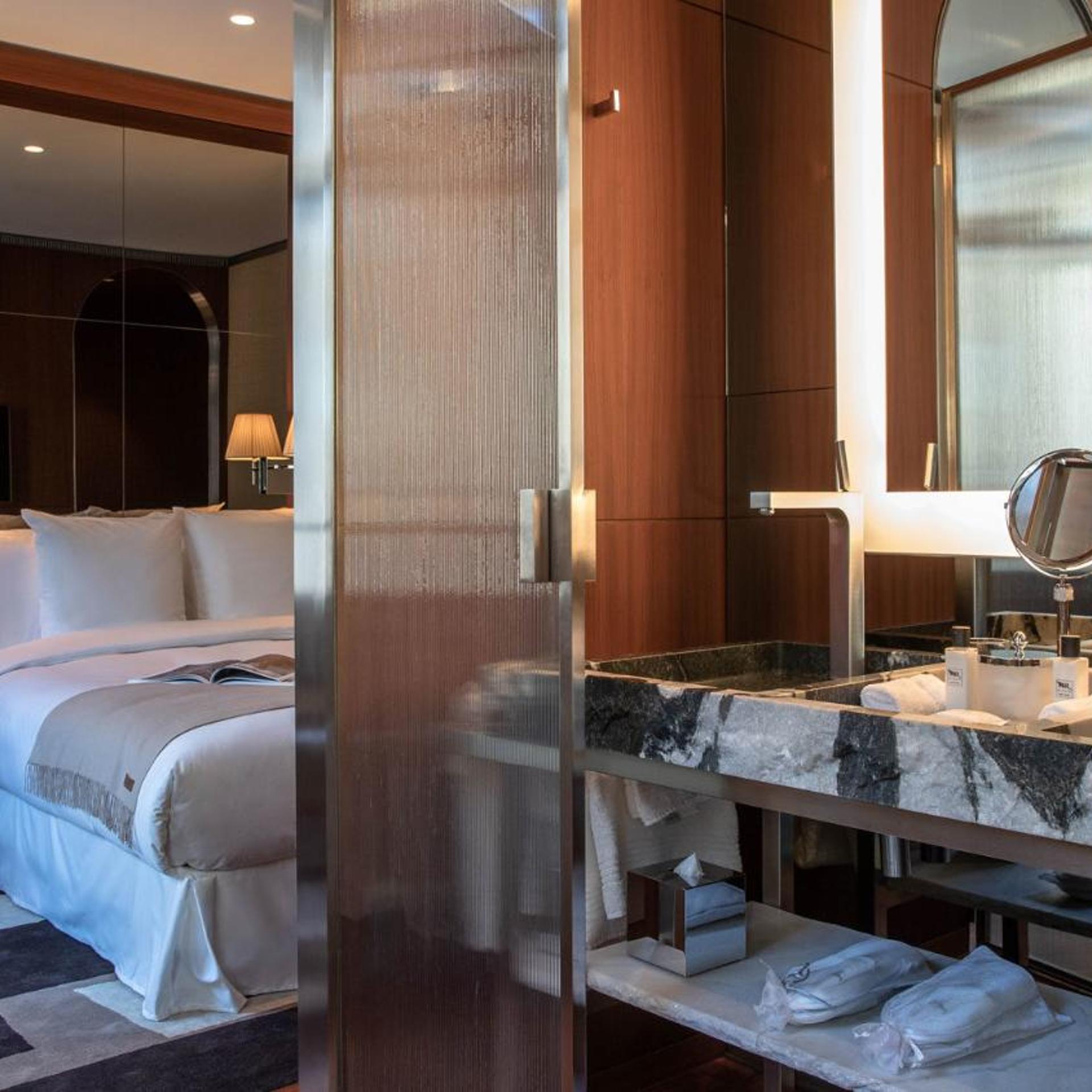Room, Double Bed, La Reserve Eden au Lac Zurich 6/8