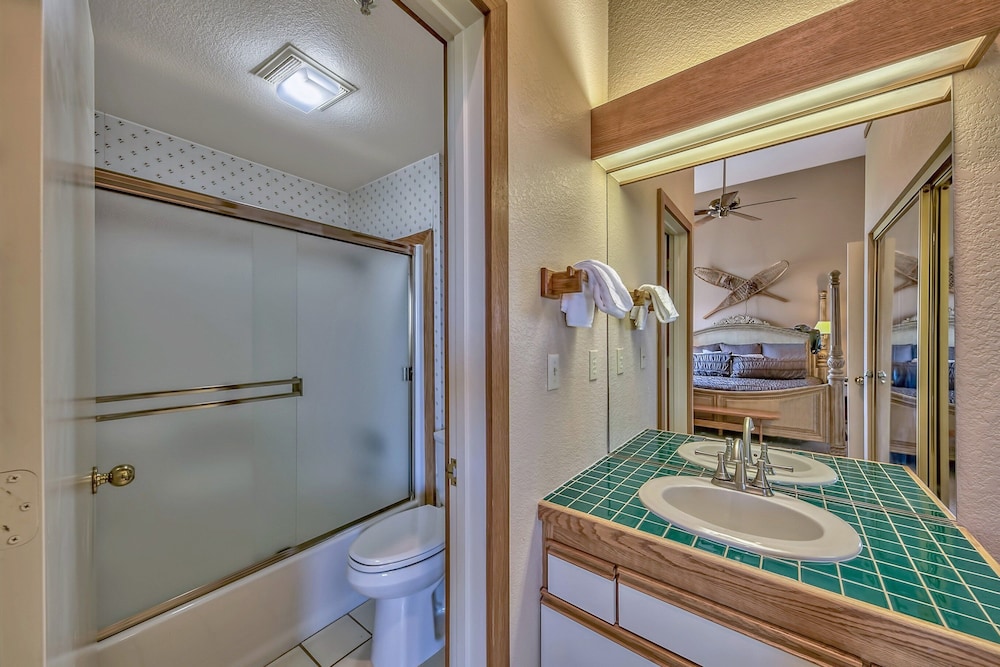 1 Bedroom, Condo, Sun Meadows, Loft, Queen Bed, Sofa