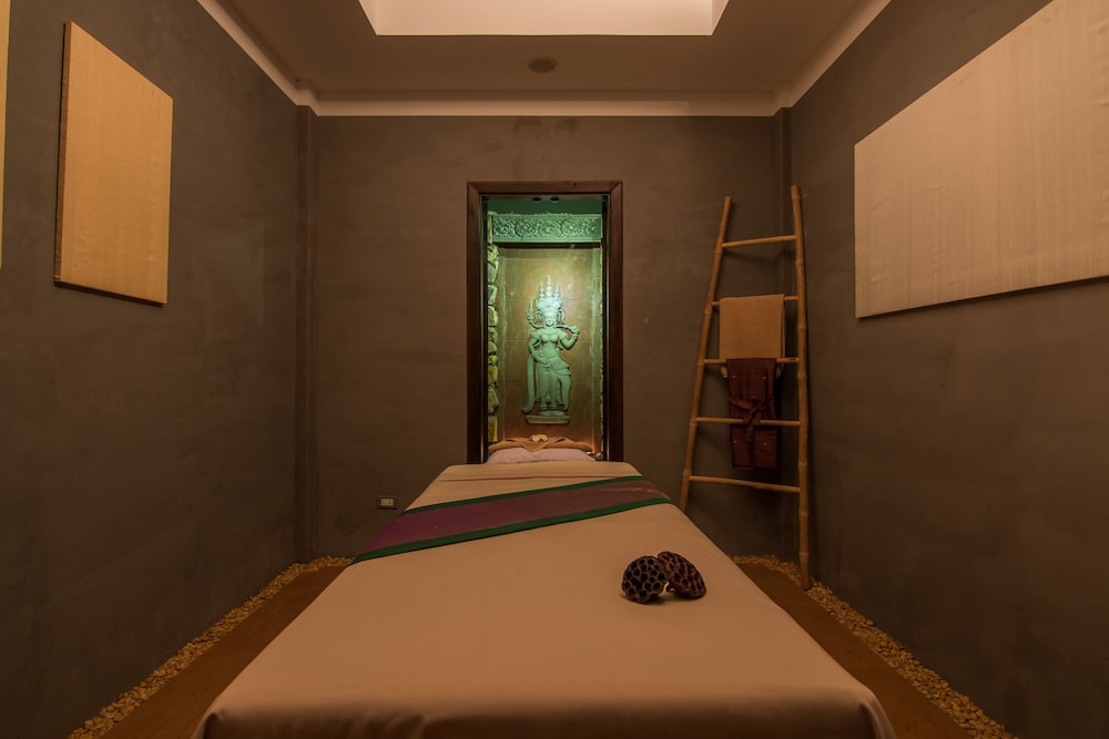 Angkor Palace Resort Spa 49/71