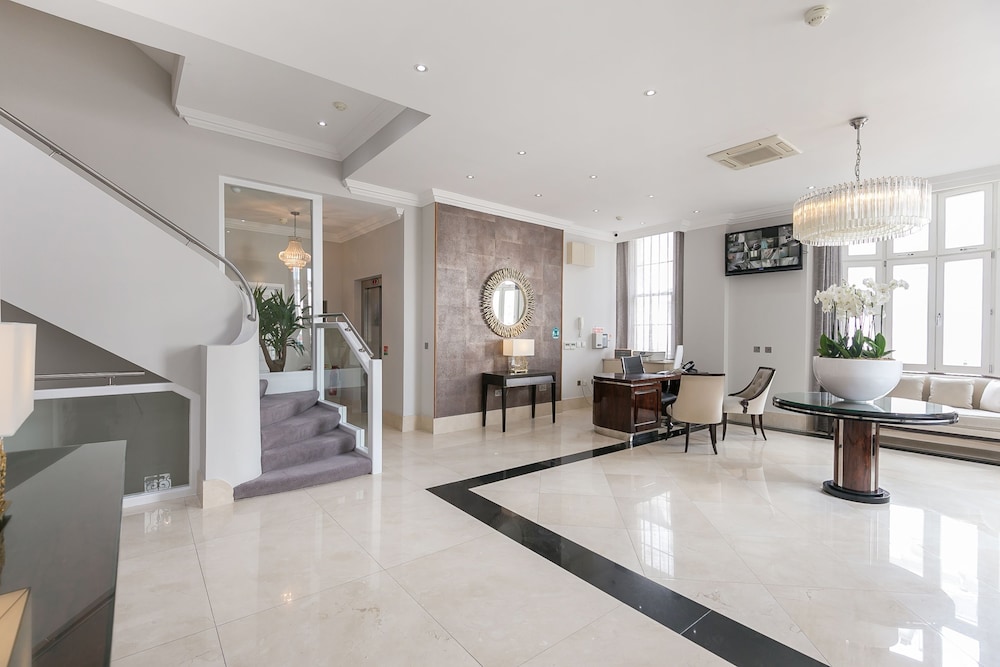 Chilworth Court 50/74