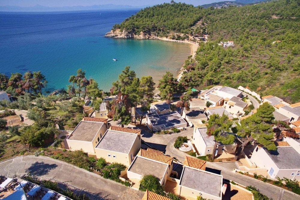 Alonissos Beach Bungalows And Suites Hotel 39/50
