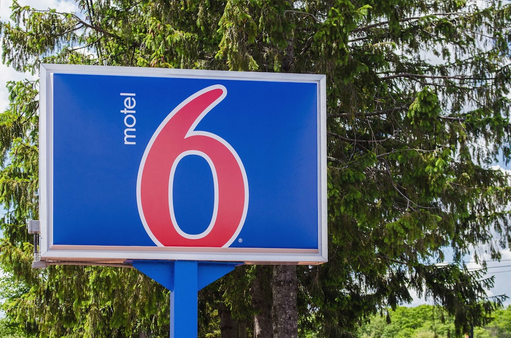 Motel6 Brockton, MA 16/29