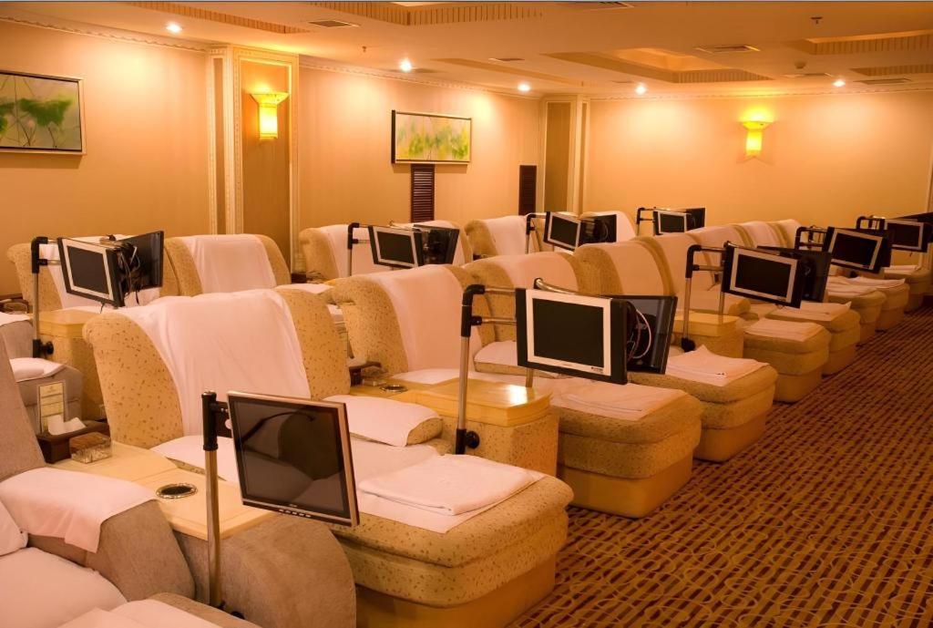 Plateau Pearl Hotel (Kunming Yongzhong Road) 55/66