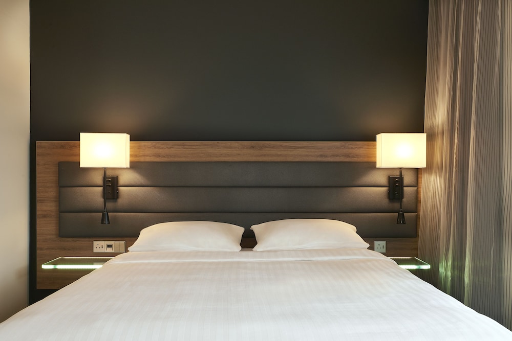 Moxy Glasgow SEC 17/37