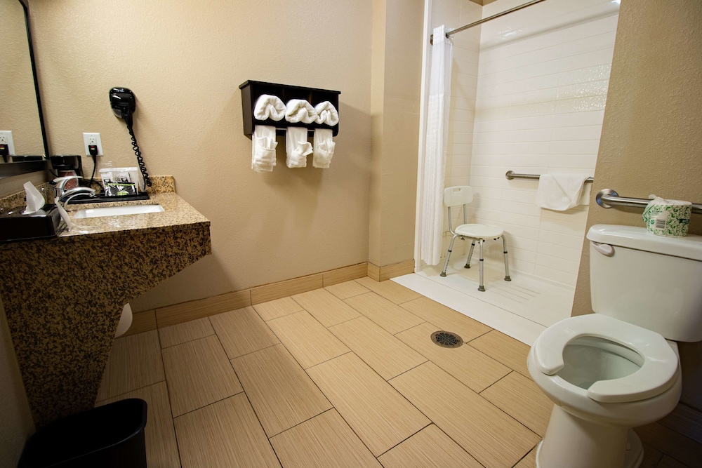 Surestay Plus By Best Western Owasso Tulsa North 20/39