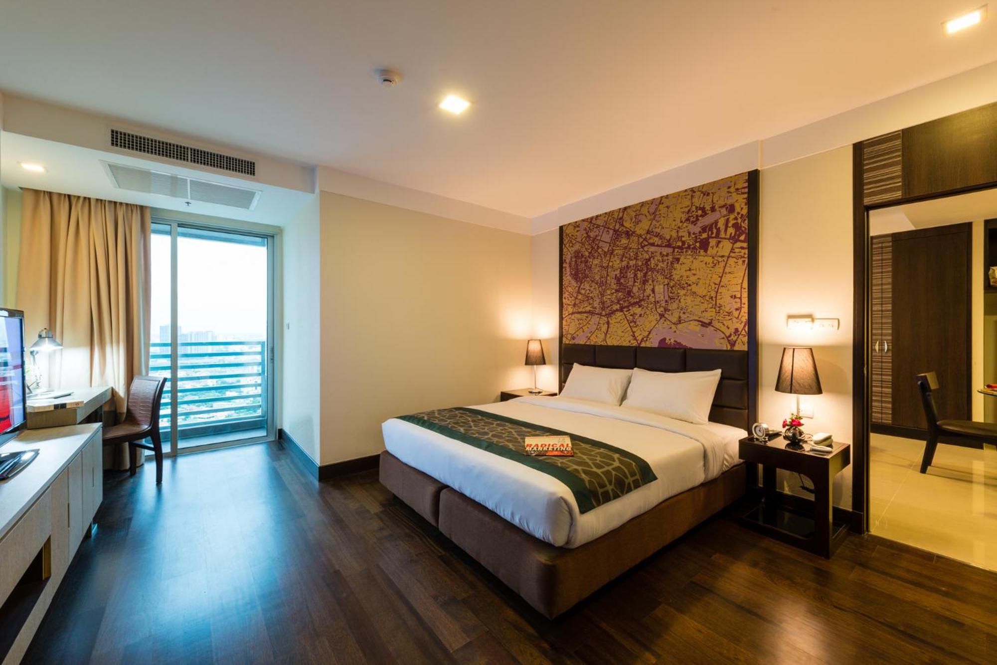 JUNIOR SUITE ONE BEDROOM