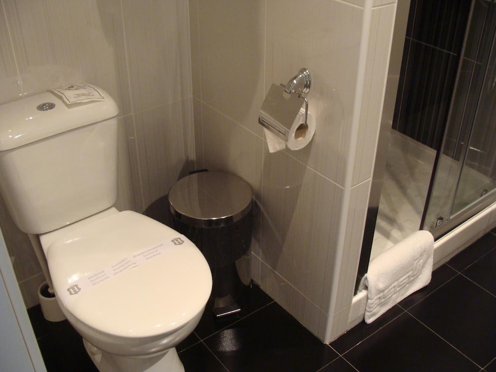 Hostal Jq Madrid 1 31/34