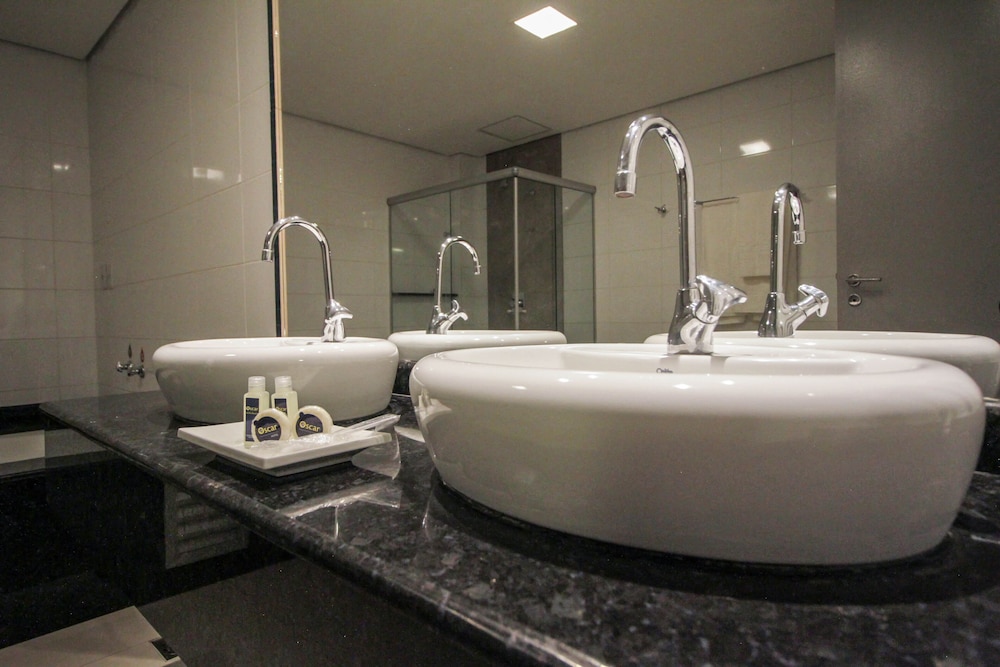 Oscar Hotel Executive 43/44