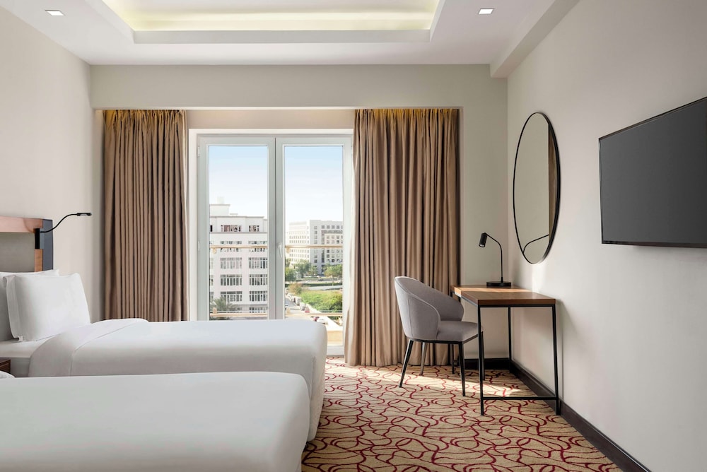 Radisson Hotel Muscat Panorama 25/70