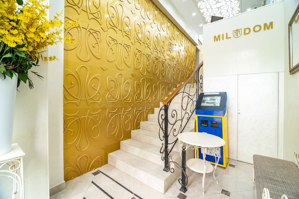 Mildom Hotel 9/36
