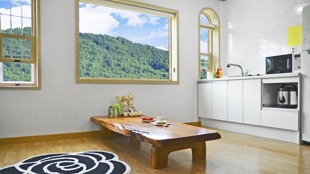 Tongyeong Makai O Pension 34/50
