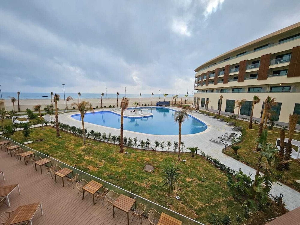 Azure Rotana Thalasso and Resort Oran 27/29