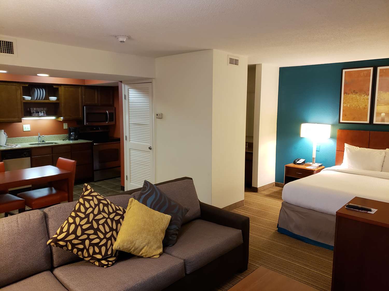 Tysons Corner Suites, a Baymont by Wyndham 28/49