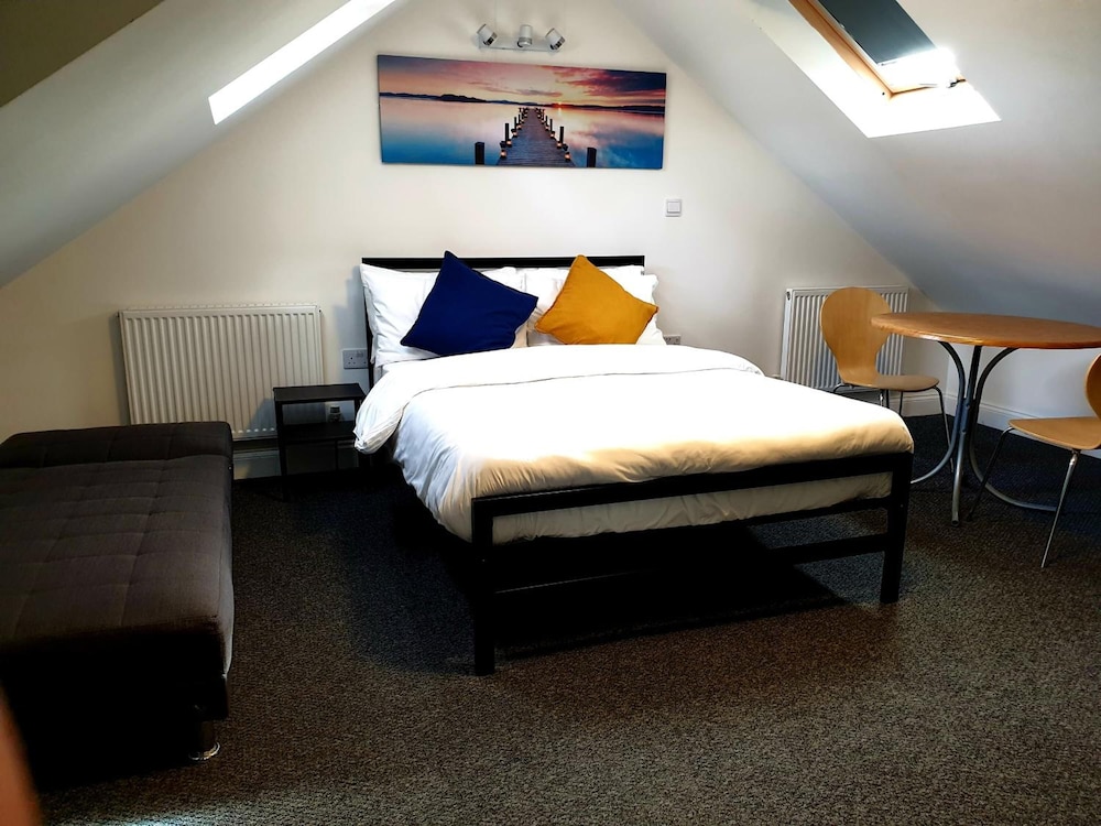 Wanstead Hotel 10/33
