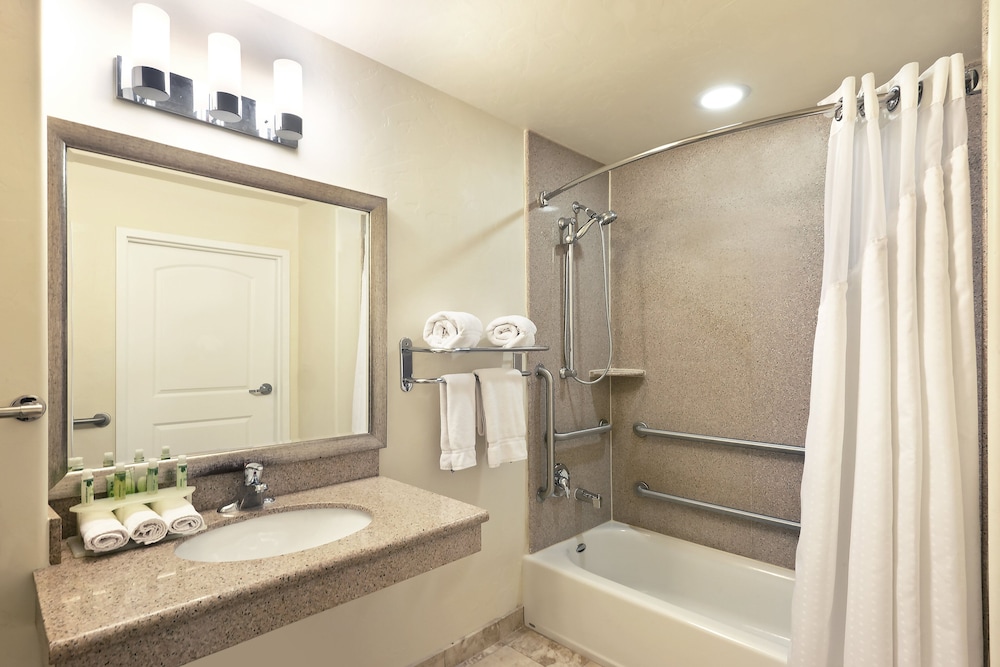 Holiday Inn Express Hotel Suites Casa Grande 16/48
