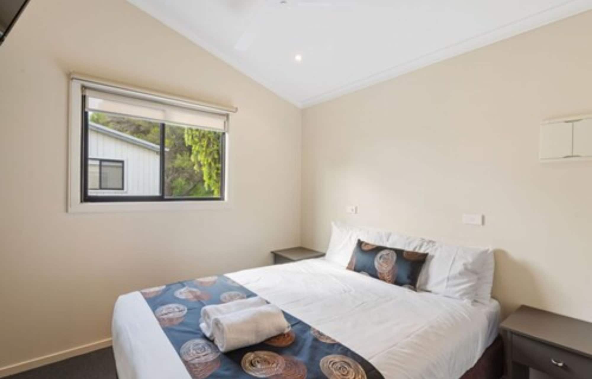 Spa, Deluxe, Cabin, Queen Bed