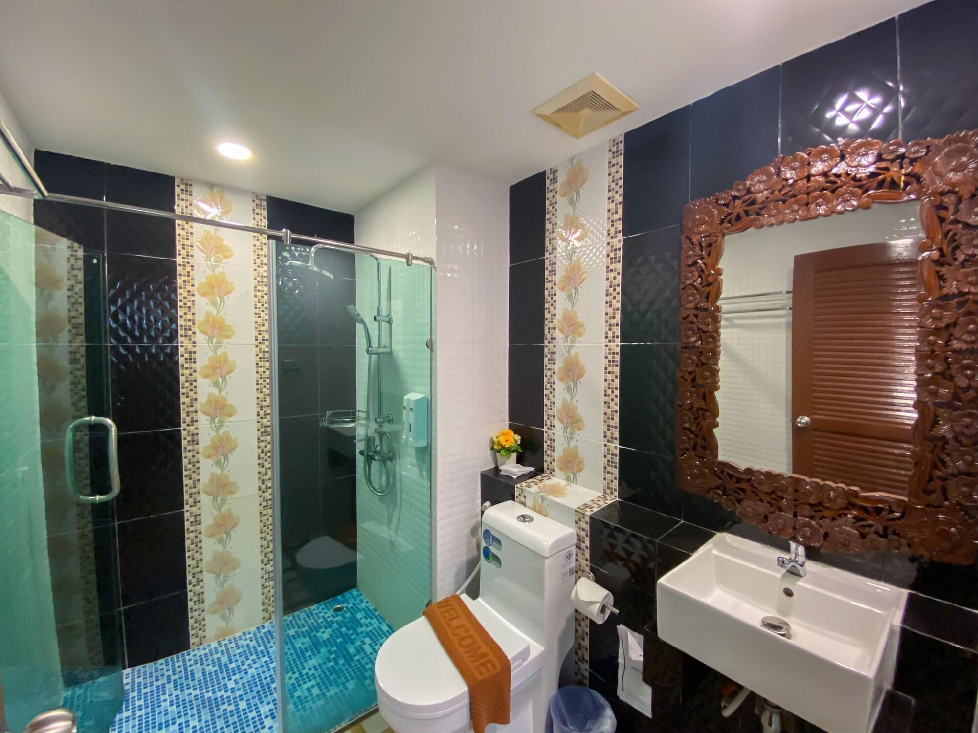 East Inn 15 Hotel Rayong (SHA Certified) 46/50
