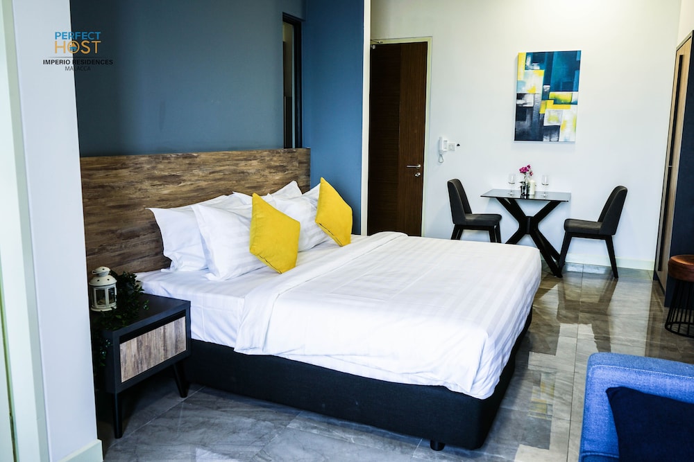 IMPERIO RESIDENCE SEAFRONT BY PERFECT HOST 18/43