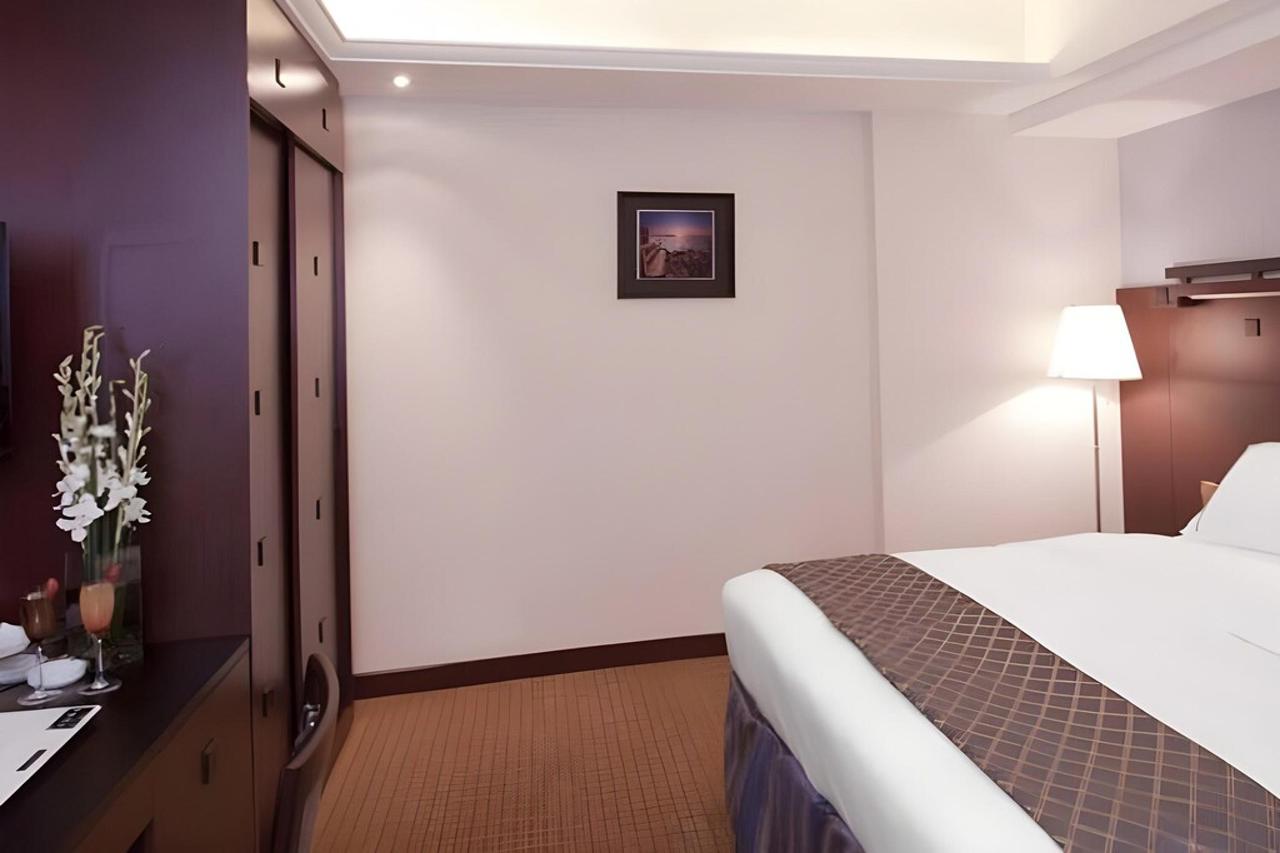 Romance Awan Hotel 11/16