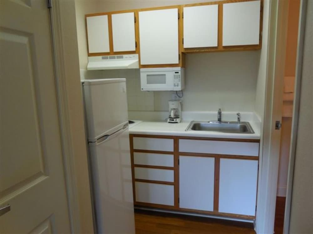 Affordable Suites Shelby 13/30