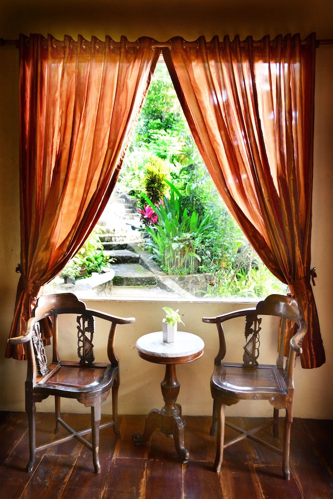 The Riverside Javanese Cottages 28/45