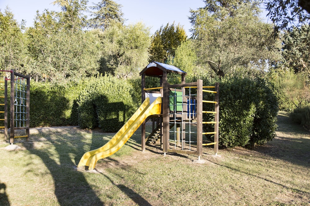 VILLA PARADISO VILLAGE 53/73