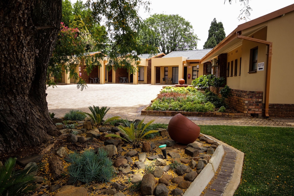 New Haven Guest House 23/30
