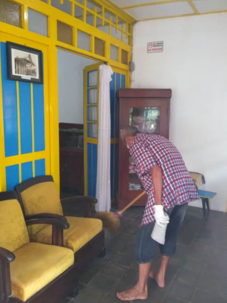 Homestay Ndalem Soewondo by ZUZU 4/22