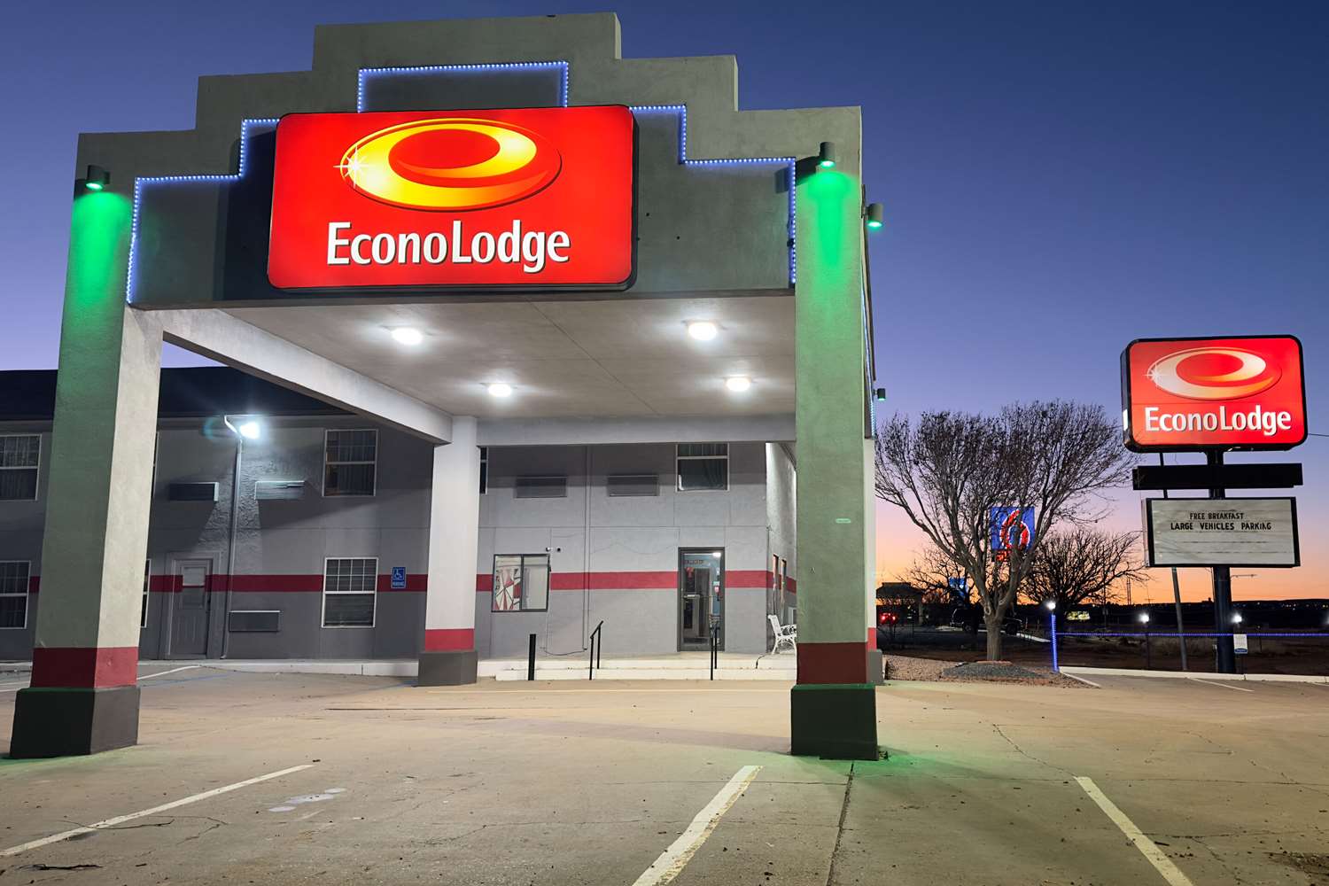 Econo Lodge Tucumcari Route 66 3/27