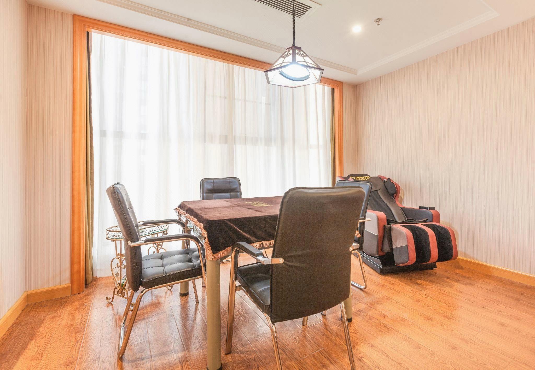 Vienna International Hotel Kunming (West Guangfu Road Station Branch) 40/48
