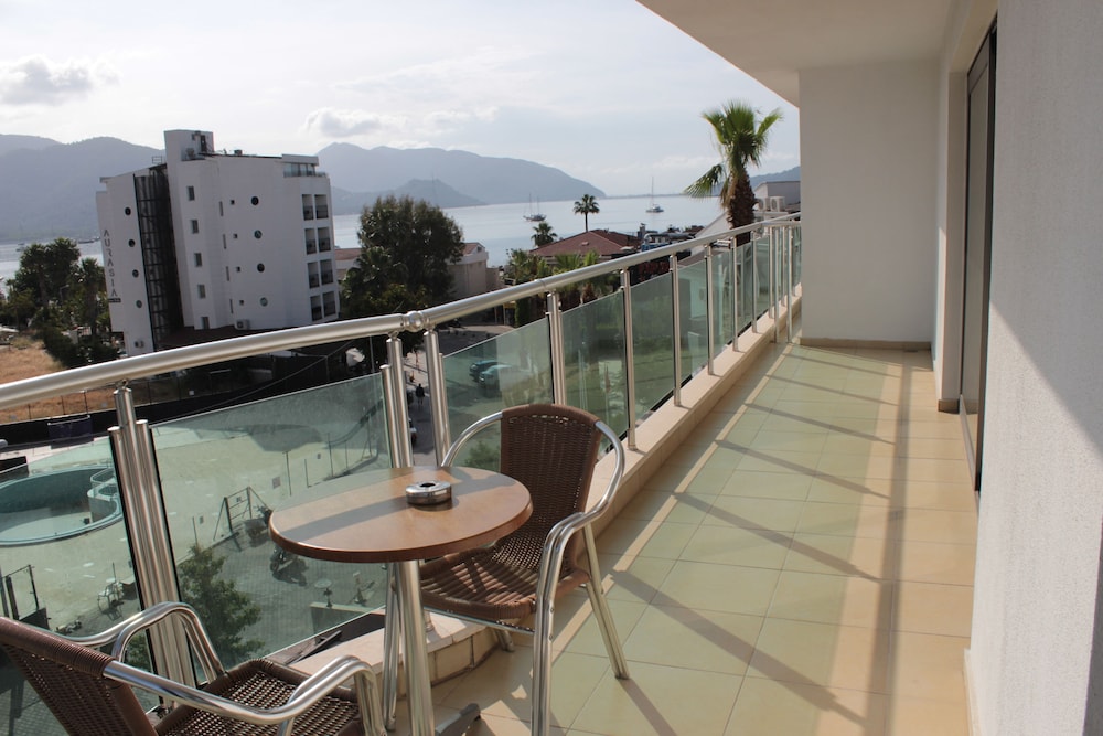 Cihanturk Hotel 52/72