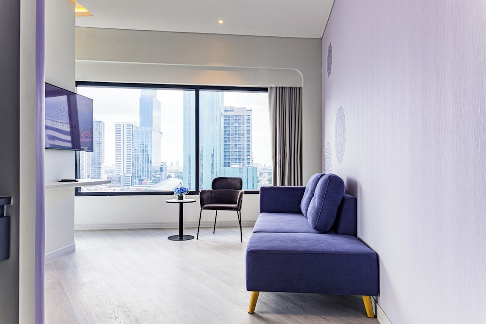 Queensland Hotel Bangkok 33/50