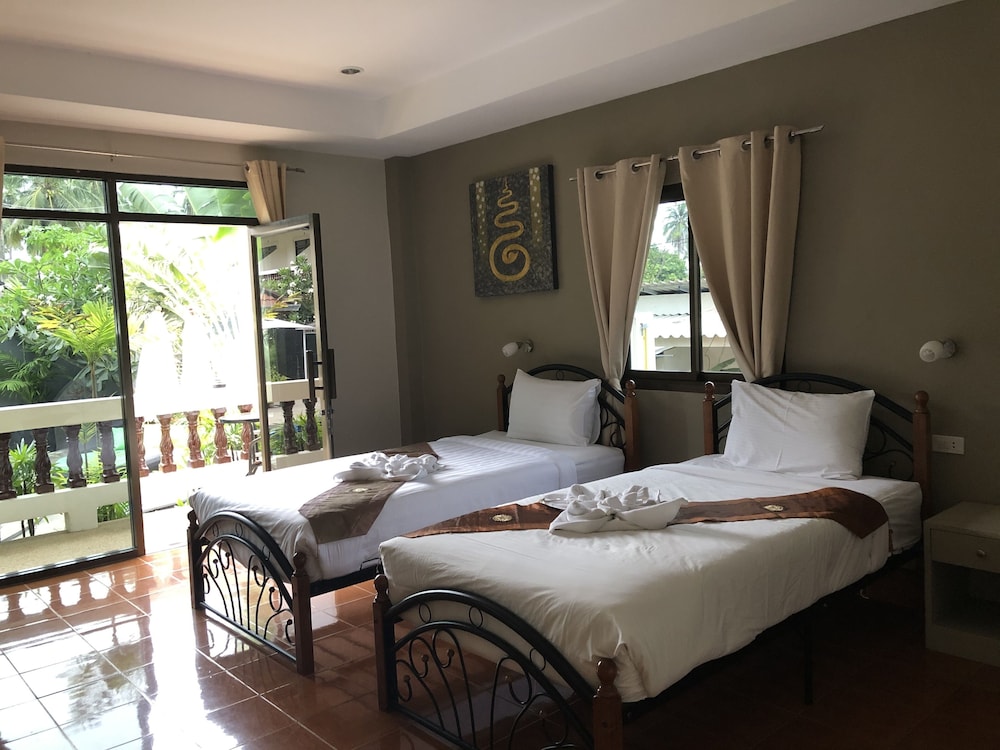 Tropical Palm Resort and Spa 14/31