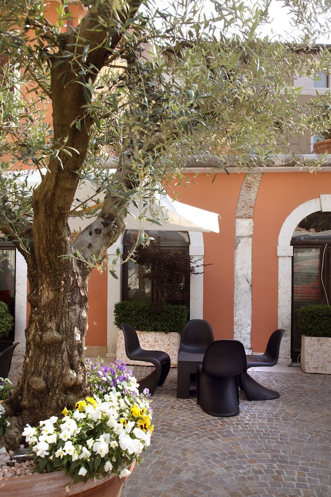 Corte San Luca Apartments 40/50