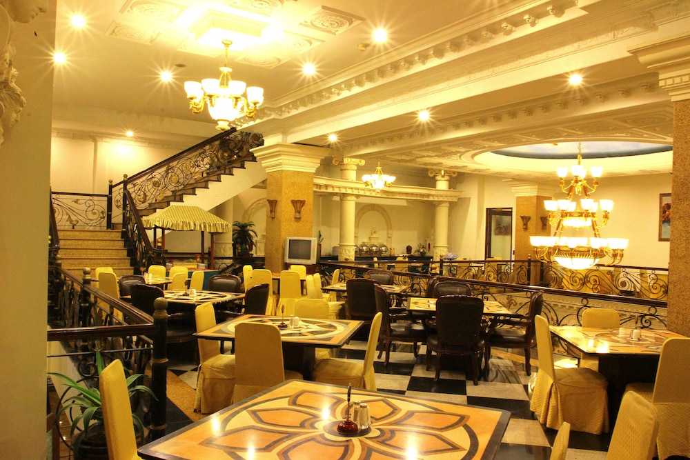 The Grand Palace Hotel Malang 40/58