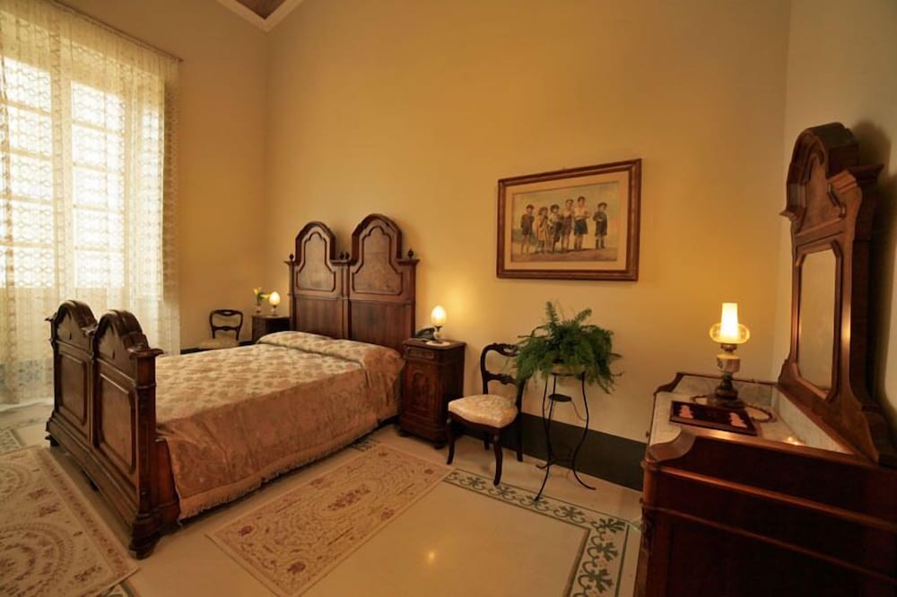Hotel Regina D'arborea 29/40