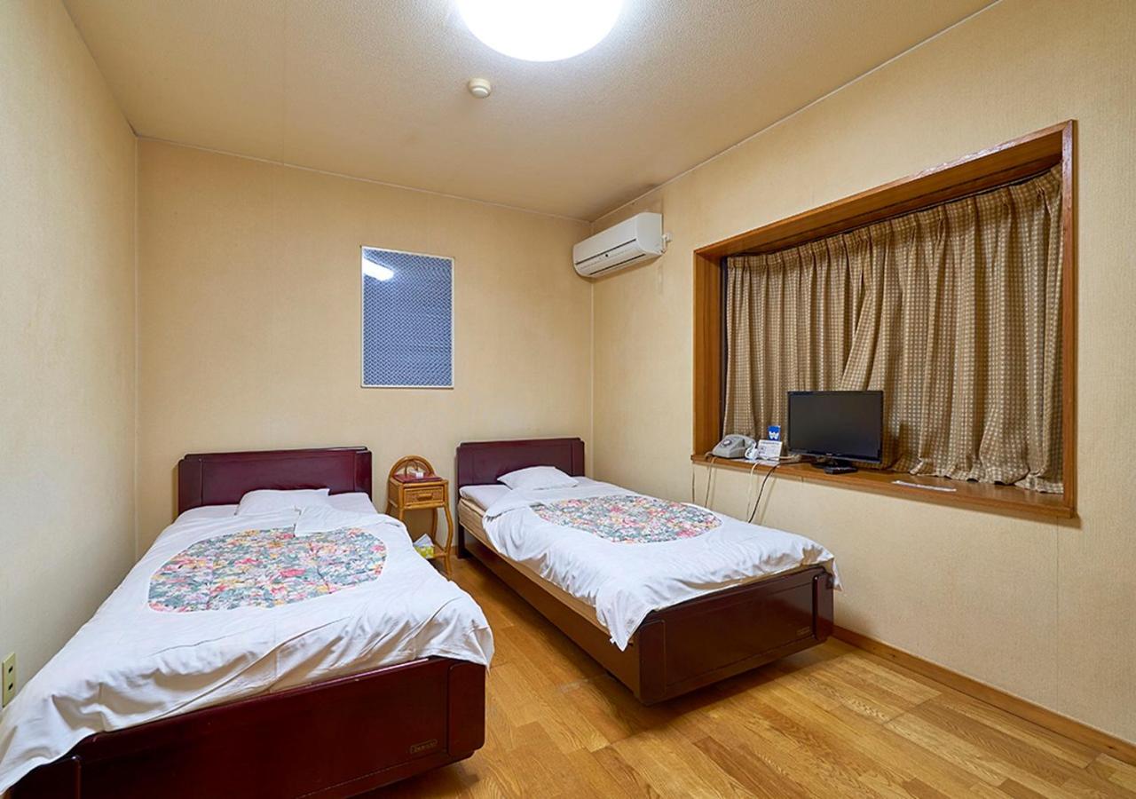 Shinwaka Lodge 7/51