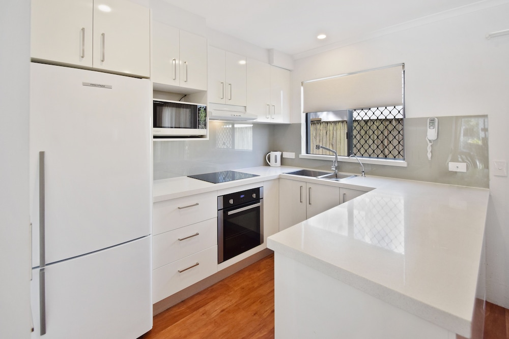 NOOSA PLACE RESORT 52/74