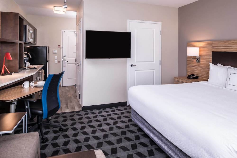 Towneplace Suites San Bernardino Loma Linda 18/64