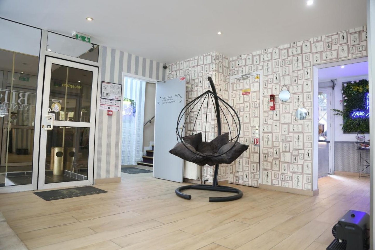 Hotel Arc Paris Porte D Orleans Formerly Kyriad Paris Sud Porte D Orl Ans 37/57