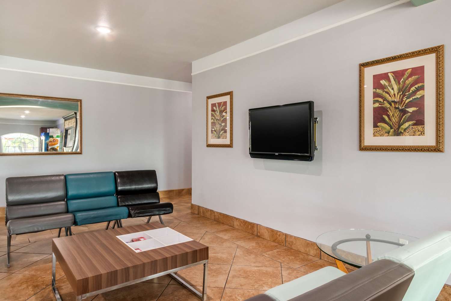 Quality Inn & Suites at The Outlets Mercedes/Weslaco 40/40