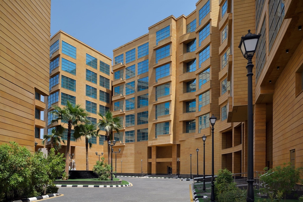 شقق ماريوت الفندقية بالخبر(Marriott Executive Apartments Al Khobar) 30/32