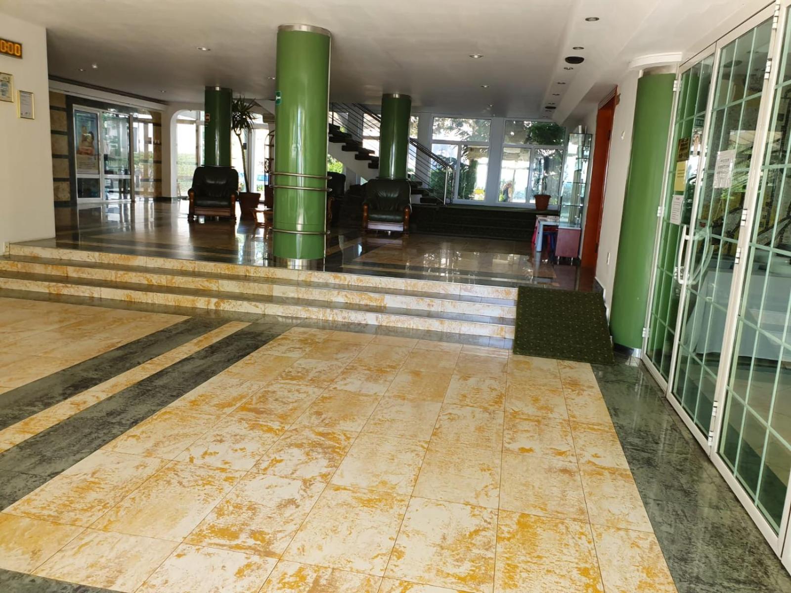Central Mamaia 12/58
