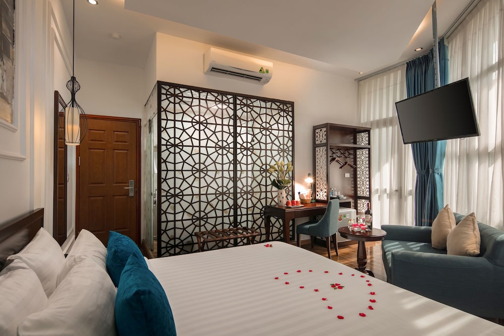 HANOI CHIC BOUTIQUE HOTEL 17/74