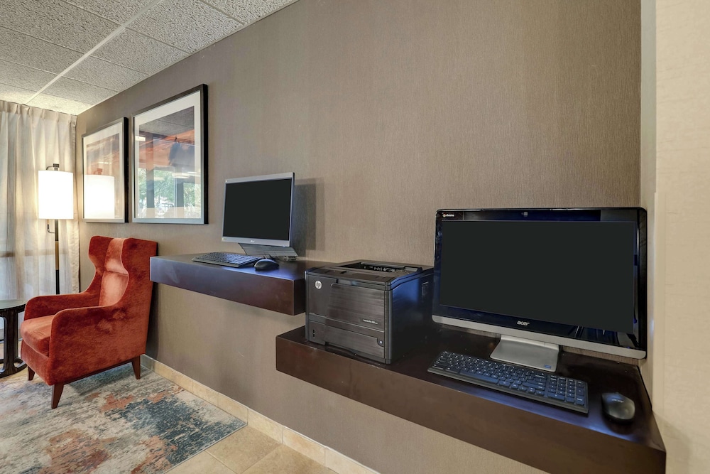 Drury Inn & Suites Charlotte University Place 42/50
