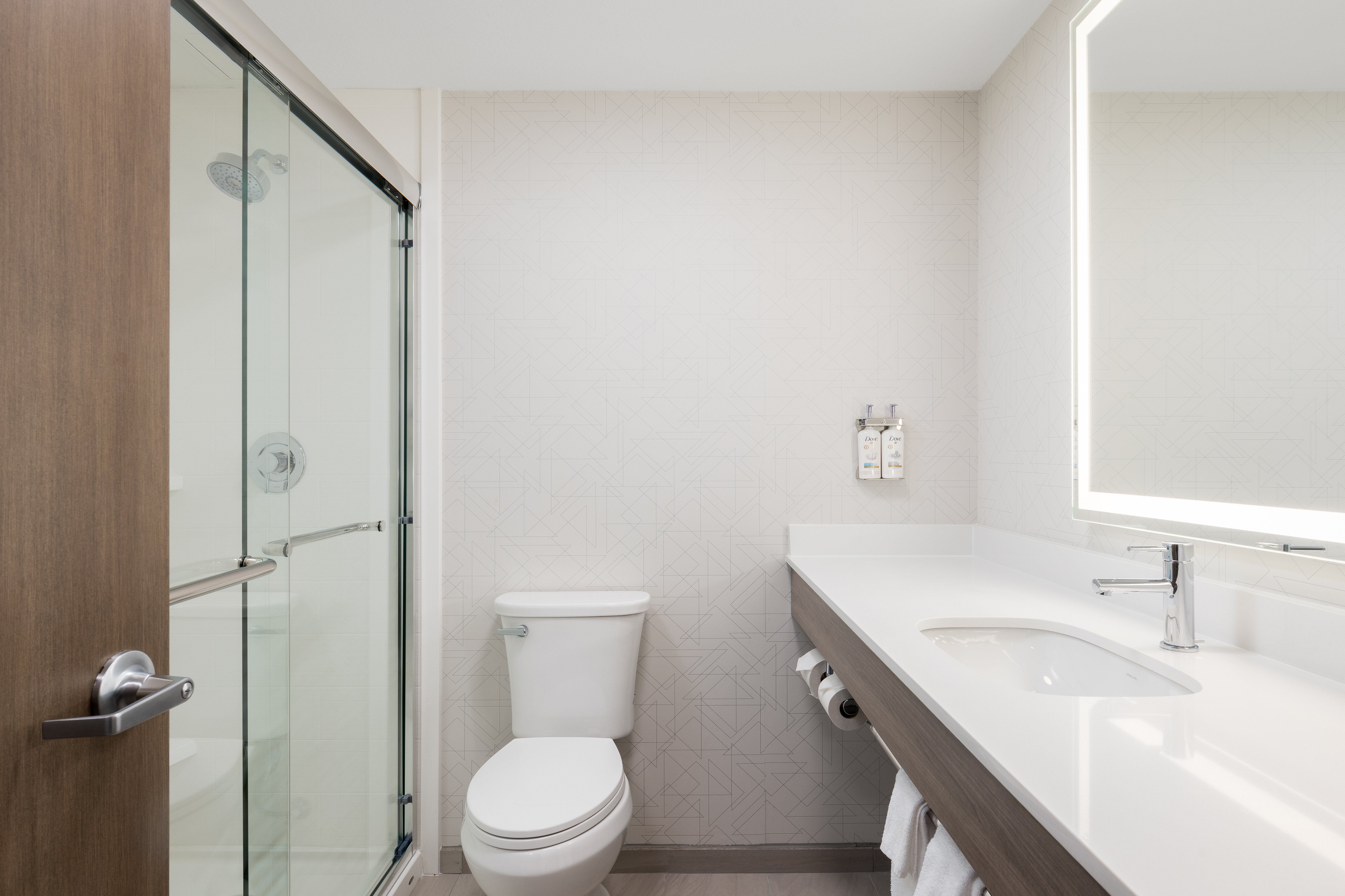 غرفة بسرير كوين، Holiday Inn Express Portland South - Lake Oswego 2/3