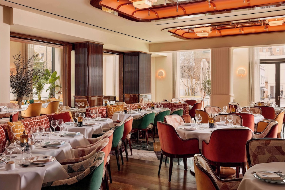 THE BERKELEY HOTEL 55/73