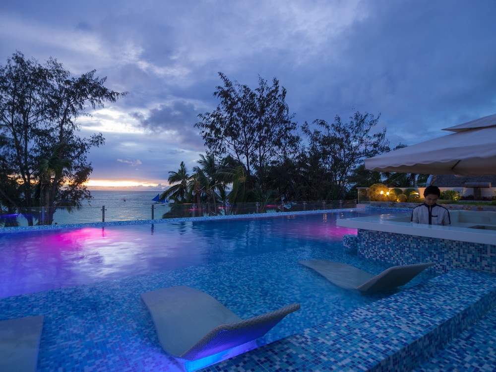 Boracay Uptown 26/43