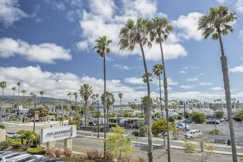 Redondo Beach Hotel Tapestry Collection By Hilton 70/76