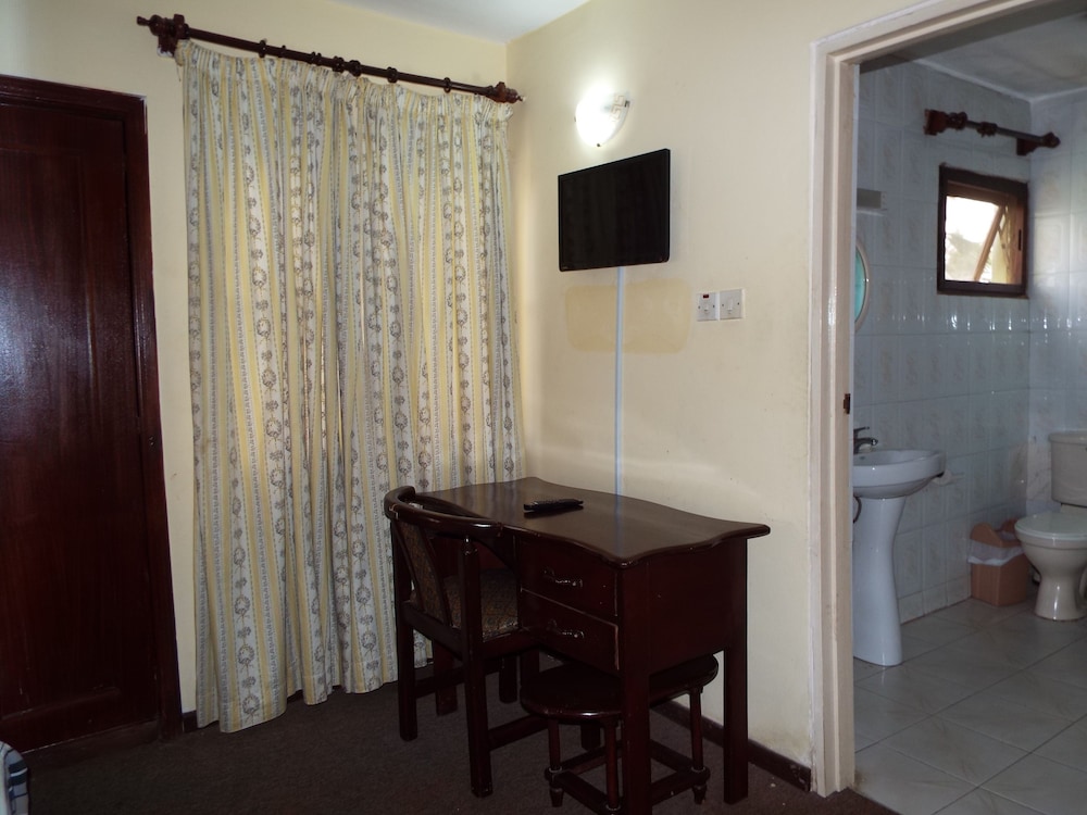 Pekan Hotel 7/71